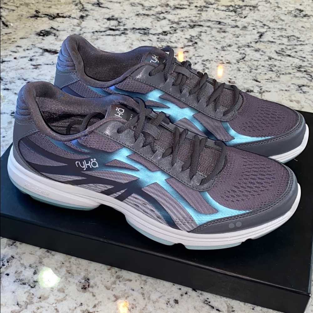 Reva Devotion Plus 3 Size 9.5
